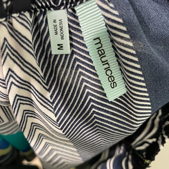 High-Low Pattern Tank Top - Picture 4 of 4